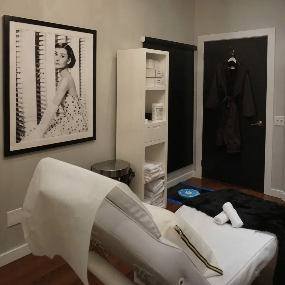 Skin Vitality Mississauga Treatment Room