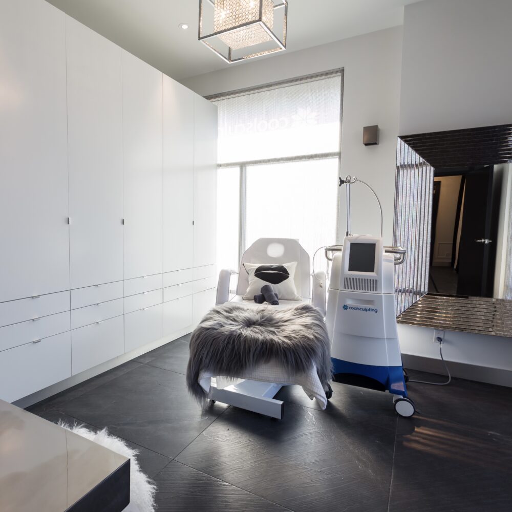 Botox Oakville CoolSculpting Oakville Lip Fillers / Juvederm Oakville